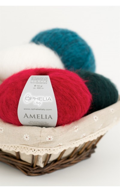 Amelia - Blended Acrylic Wool